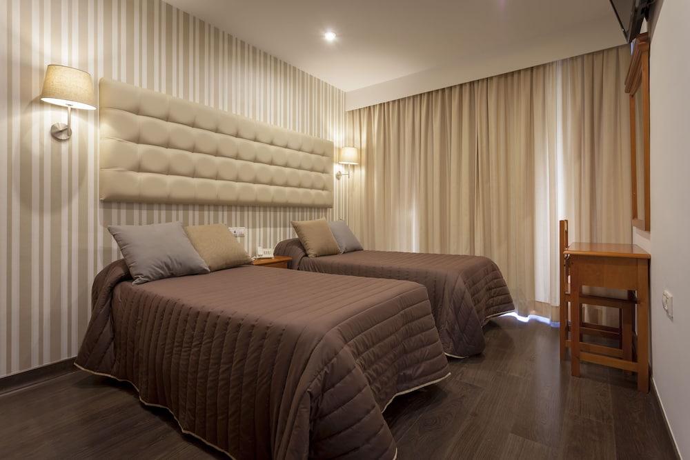 Hotel Rambla Emerita, Centro Ciudad 梅里达 外观 照片