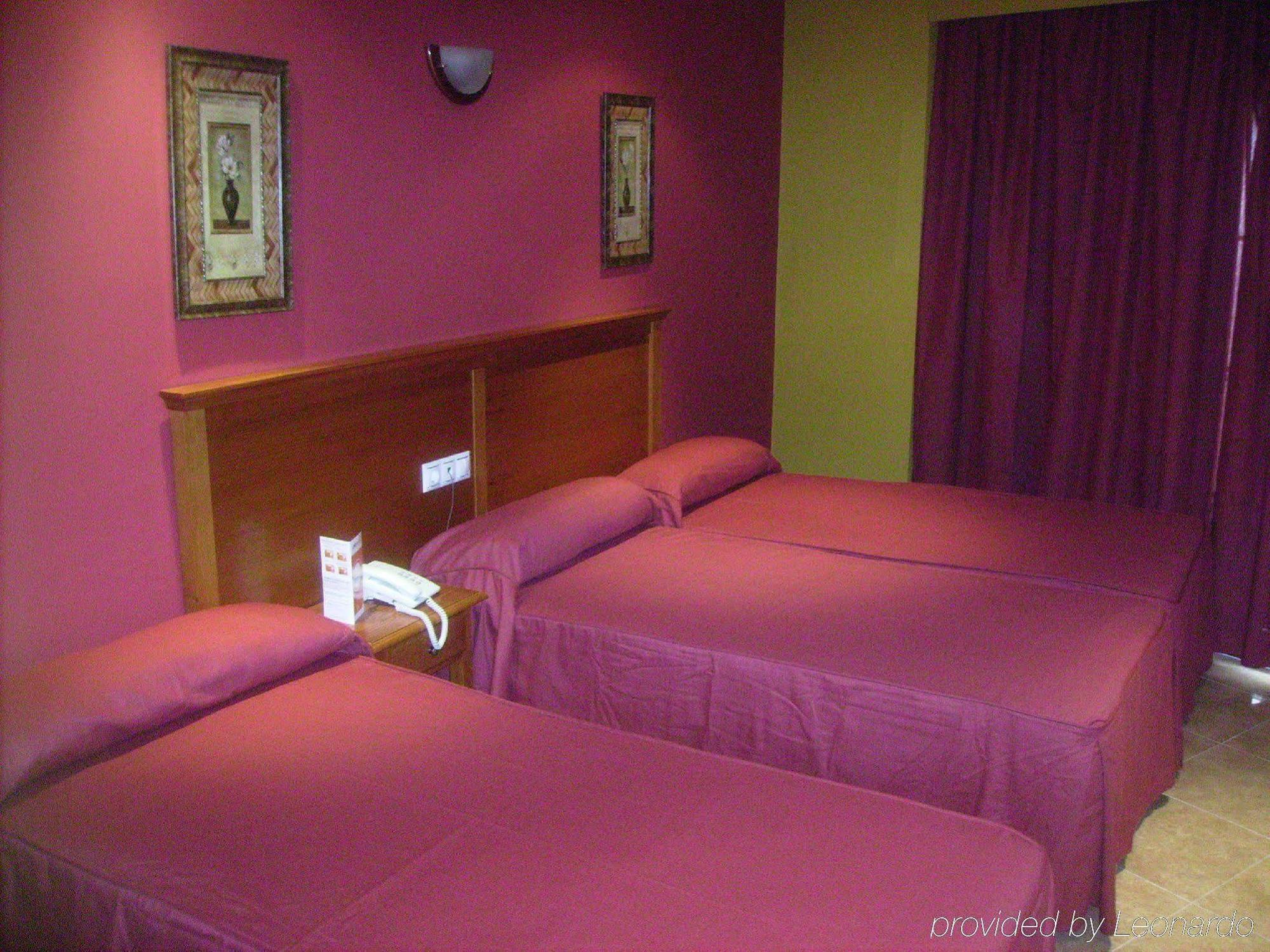 Hotel Rambla Emerita, Centro Ciudad 梅里达 外观 照片